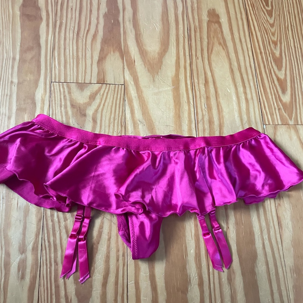 NWT: Sexy Little Thing skirt garter belt
